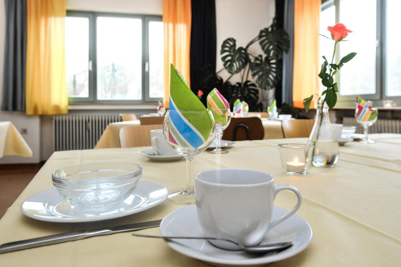 Gaestehaus Abz Штутгарт Экстерьер фото