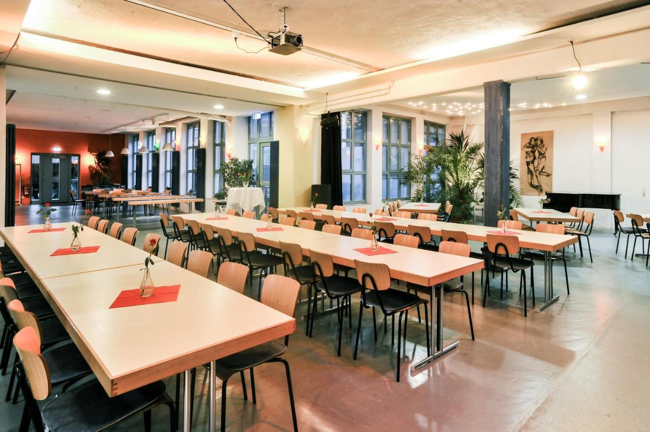 Gaestehaus Abz Штутгарт Экстерьер фото